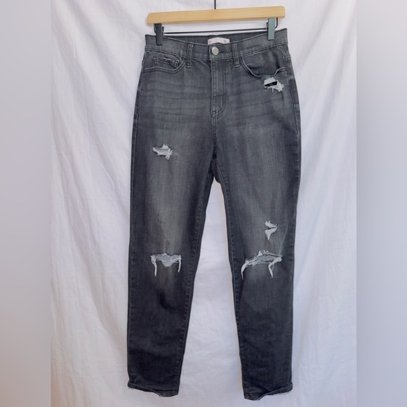 SO Black Wash Denim High Waisted Distressed Mom Jean size 6 - Picture 1 of 6